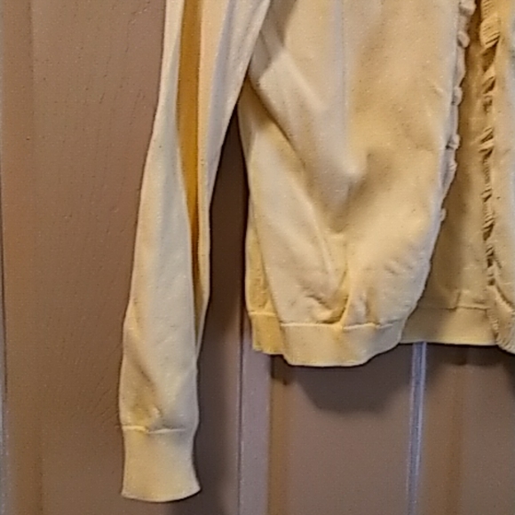 Lands End girls cardigan sweater yellow 7/8. - Picture 3 of 7